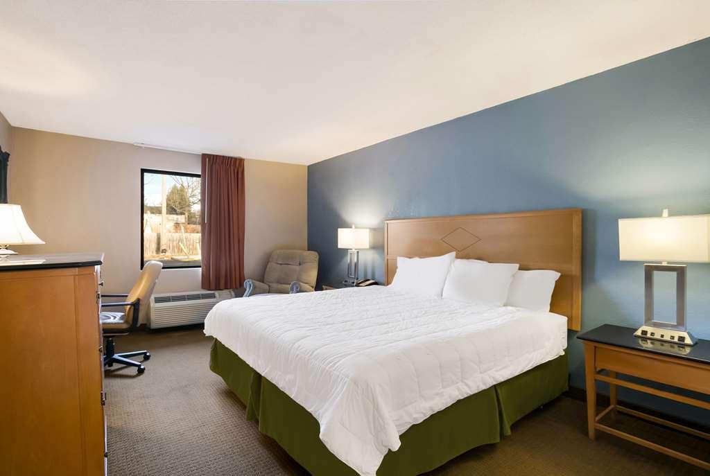 Rodeway Inn Rohrerstown Zimmer foto
