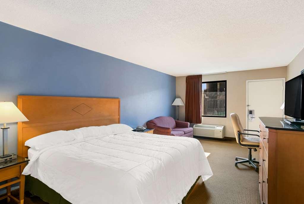 Rodeway Inn Rohrerstown Zimmer foto